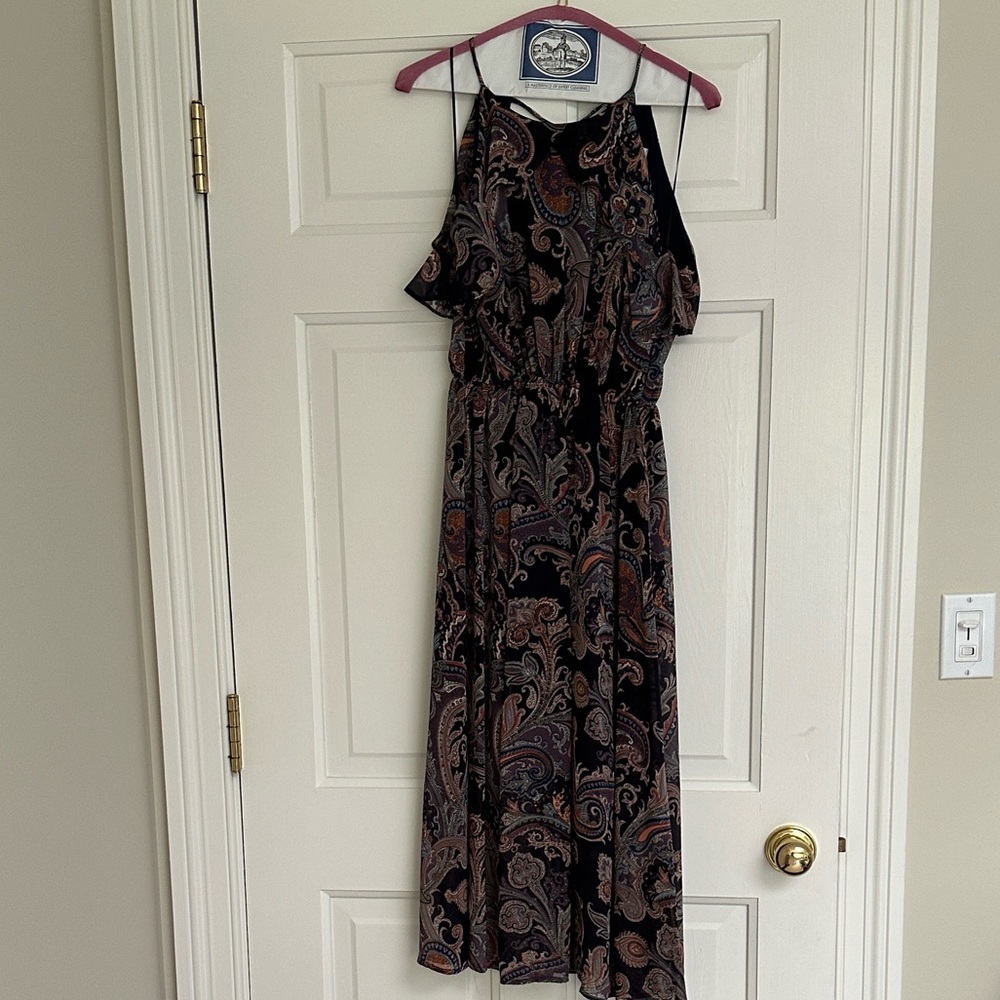 Elegant Black and Brown Paisley Dress